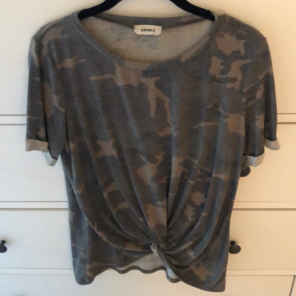 Short Sleeve Camo Shirt Size S
